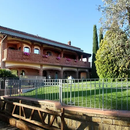 Poggio Chiaro Feriehus *