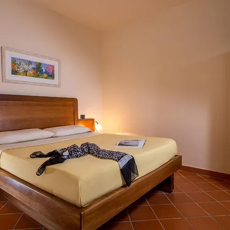 Poggio Chiaro Feriehus Pescia Romana