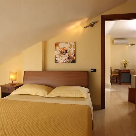 Poggio Chiaro Pescia Romana